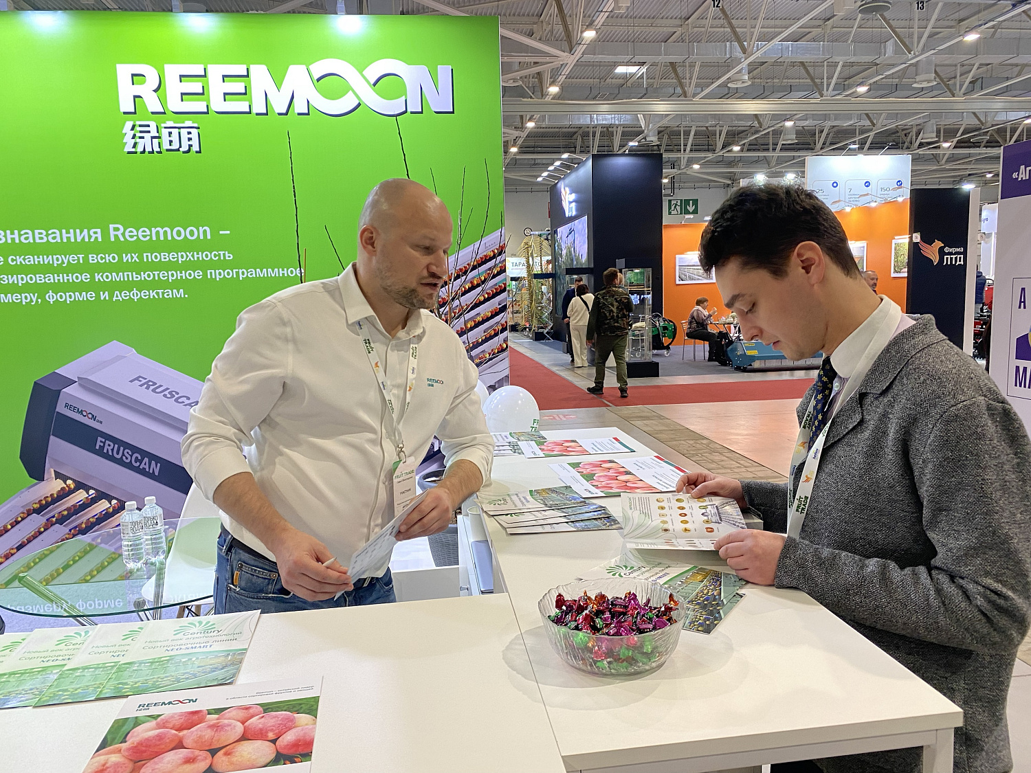 Компания "Новый век агротехнологий" приняла участие в выставке "Fruit Trade-2025"